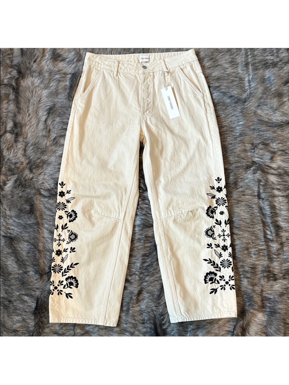 NWT Driftwood Barbara Nordic Floral Embroidered Barrel Leg Jeans Women's W28 L27 - Picture 2 of 13